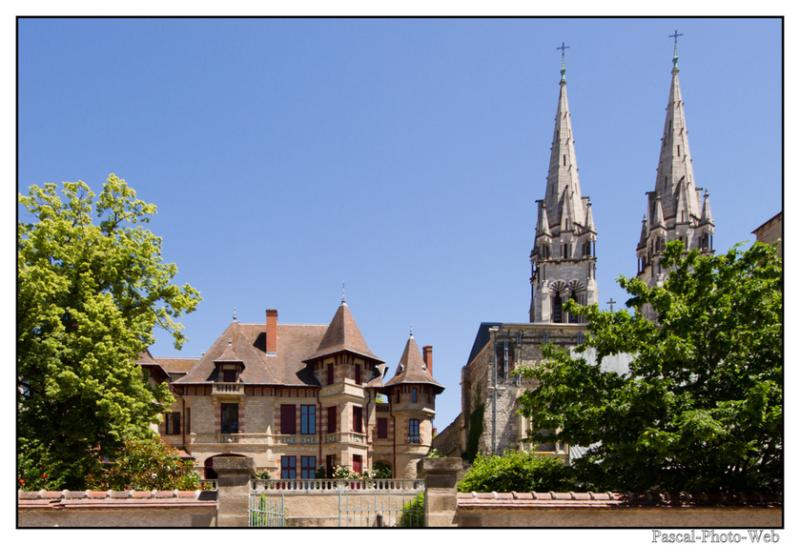 #Pascal-Photo-Web #Moulin #Paysage #Allier #France #campagne #Puy-de-D�me #patrimoine #touristique #village