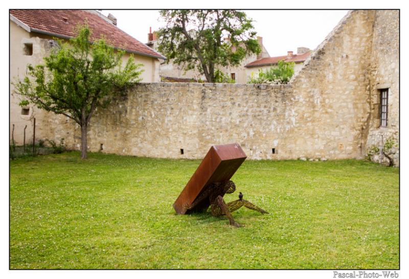 #Pascal-Photo-Web #Charroux #Paysage #Allier #France #campagne #Puy-de-D�me #patrimoine #touristique #village