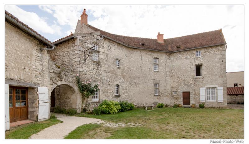 #Pascal-Photo-Web #Charroux #Paysage #Allier #France #campagne #Puy-de-D�me #patrimoine #touristique #village