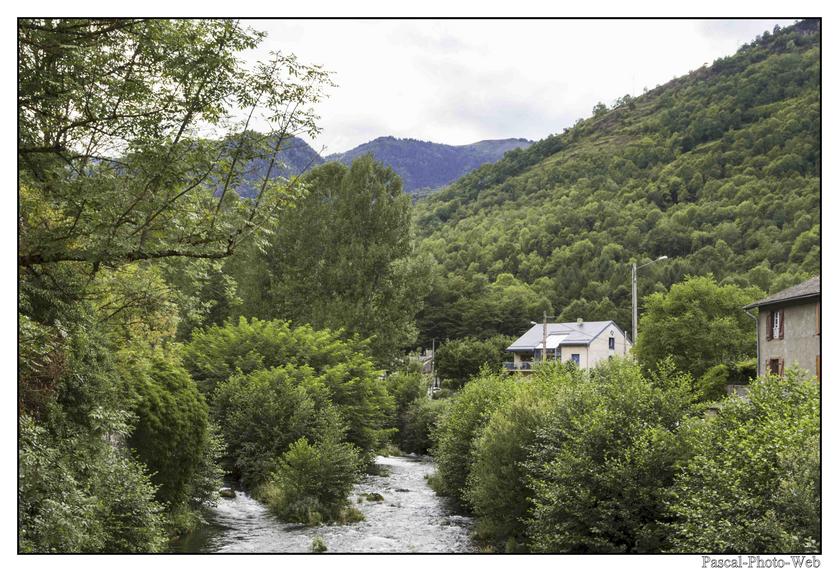 #Pascal-Photo-Web #Aston #Paysage #Ari�ge #France #campagne #Occitanie #patrimoine #touristique #village montagne #sud #ouest