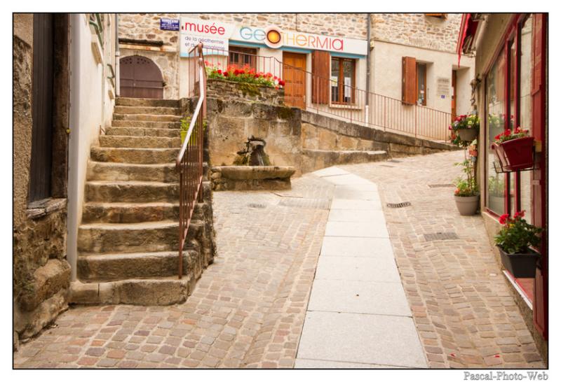#Pascal-Photo-Web #Village #medieval #Chaude-Aigues #Paysage #Cantal #France #auvergne #patrimoine #touristique #15