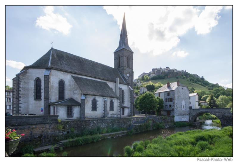 #Pascal-Photo-Web #Village #medieval #Saint-Flour #Paysage #Cantal #France #auvergne #patrimoine #touristique #15