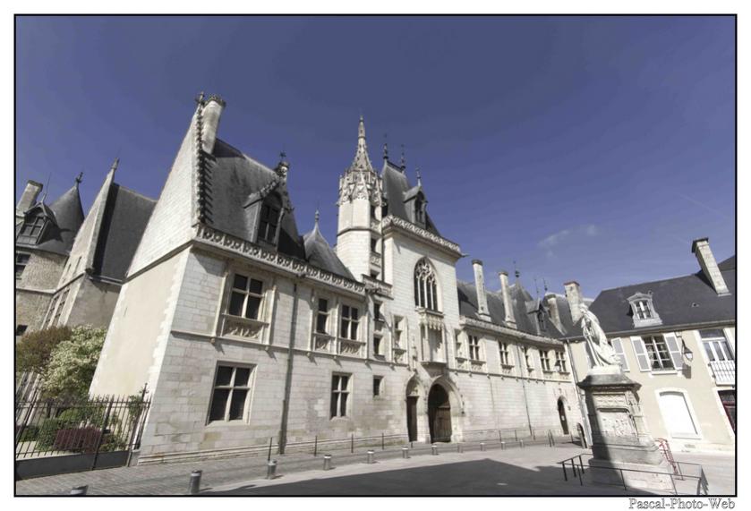 #Pascal-Photo-Web #Ville #medieval #Bourges #Paysage #cher #France #patrimoine #touristique #centre-val-de-loire #18