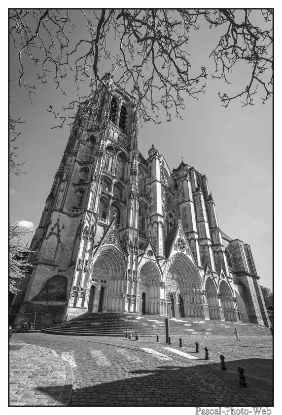 #Pascal-Photo-Web #Ville #medieval #Bourges #Paysage #cher #France #patrimoine #touristique #centre-val-de-loire #18