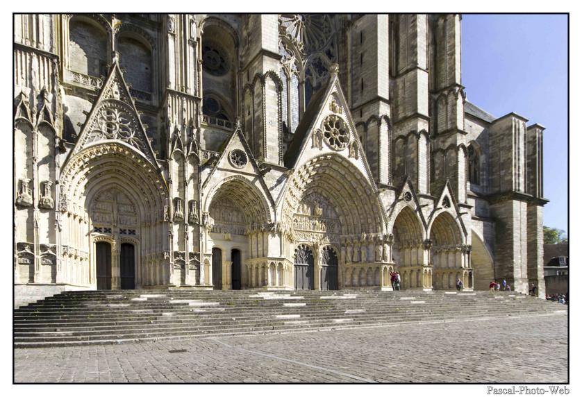 #Pascal-Photo-Web #Ville #medieval #Bourges #Paysage #cher #France #patrimoine #touristique #centre-val-de-loire #18