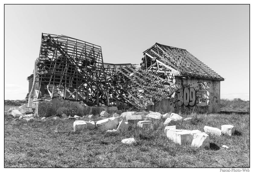 #Pascal-Photo-Web #Pirou #Paysage #Manche #France #Litoral #Baln�aire #plage #Normandie #sable #dune #touristique #mer #village #fant�me#graffiti