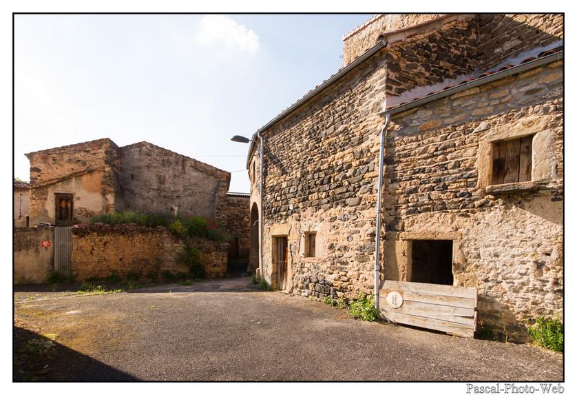#Pascal-Photo-Web #Village #medieval #Boudes #Paysage #Puy-de-D�me #France #auvergne #patrimoine #touristique