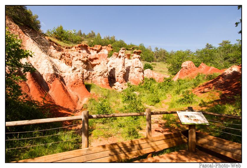 #Pascal-Photo-Web #Village #medieval #Boudes #Paysage #Puy-de-D�me #France #auvergne #patrimoine #touristique