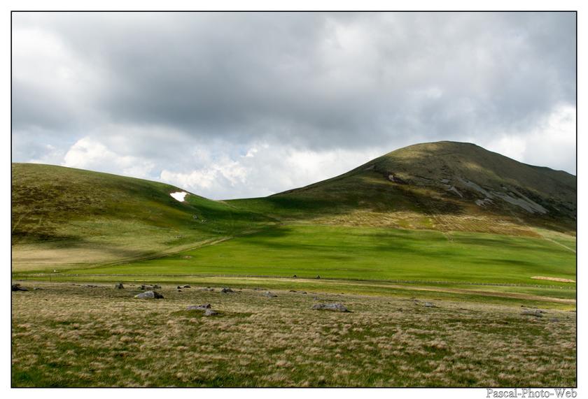 #Pascal-Photo-Web #Village #medieval #Col de la croix Robert #Paysage #Puy-de-D�me #France #auvergne #patrimoine #touristique