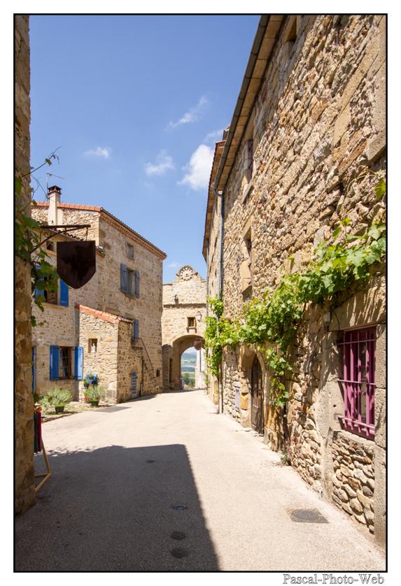 #Pascal-Photo-Web #Ville #Montpeyroux #Paysage #Puy-de-D�me #France #auvergne #patrimoine #touristique