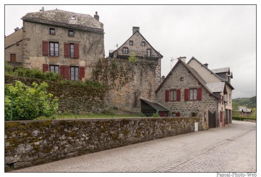 #Pascal-Photo-Web #Ville #Murol #medieval #Paysage #Puy-de-D�me #France #auvergne #patrimoine #touristique