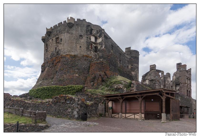 #Pascal-Photo-Web #Ville #Murol #medieval #Paysage #Puy-de-D�me #France #auvergne #patrimoine #touristique
