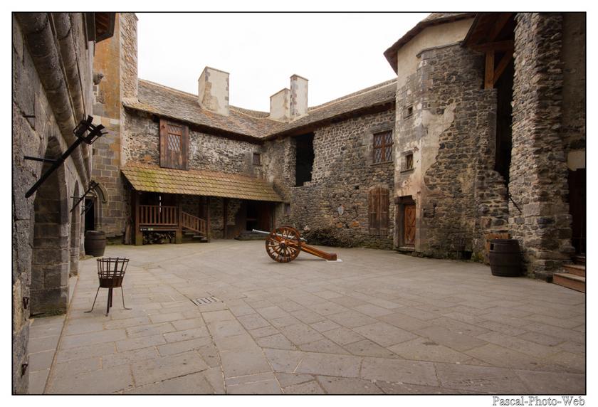 #Pascal-Photo-Web #Ville #Murol #medieval #Paysage #Puy-de-D�me #France #auvergne #patrimoine #touristique