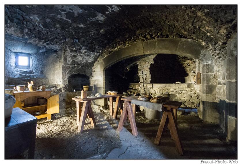 #Pascal-Photo-Web #Ville #Murol #medieval #Paysage #Puy-de-D�me #France #auvergne #patrimoine #touristique