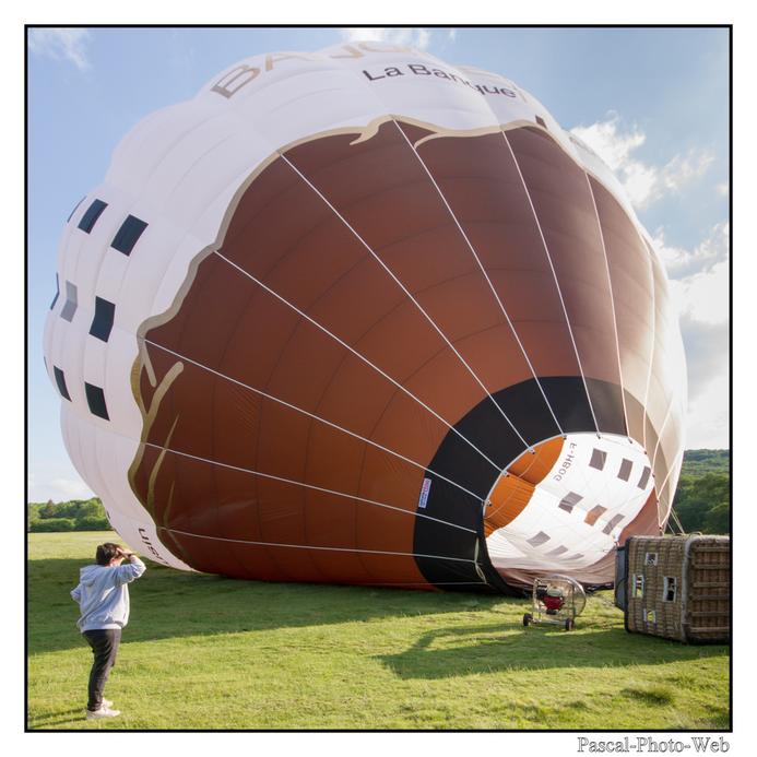 #Pascal-Photo-Web #Ville #Thiers #Paysage #Puy-de-D�me #France #auvergne #patrimoine #touristique #medieval #montgolfiere