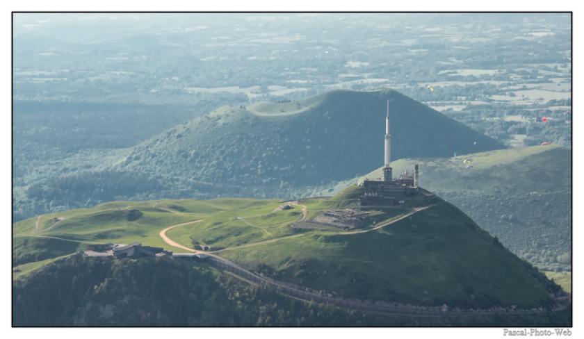 #Pascal-Photo-Web #Ville #Paysage #Puy-de-D�me #France #auvergne #patrimoine #touristique #medieval #montgolfiere