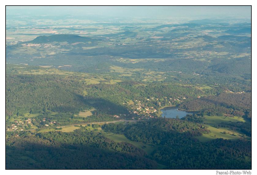 #Pascal-Photo-Web #Ville #Paysage #Puy-de-D�me #France #auvergne #patrimoine #touristique #medieval #montgolfiere
