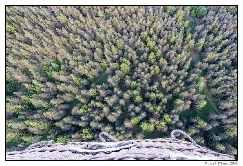 #Pascal-Photo-Web #Ville #Paysage #Puy-de-D�me #France #auvergne #patrimoine #touristique #medieval #montgolfiere