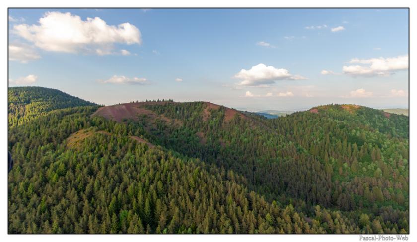#Pascal-Photo-Web #Ville #Paysage #Puy-de-D�me #France #auvergne #patrimoine #touristique #medieval #montgolfiere