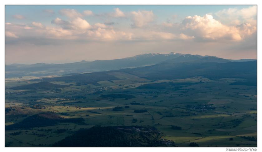 #Pascal-Photo-Web #Ville #Paysage #Puy-de-D�me #France #auvergne #patrimoine #touristique #medieval #montgolfiere