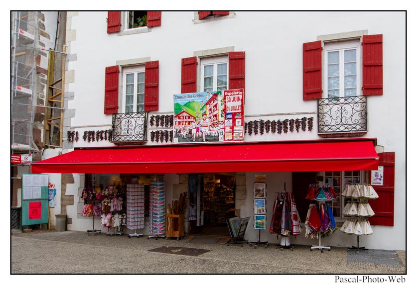 #espelette #pascal-photo-web #patrimoine #pyr�n�es-atlantique #pyr�n�es #64 #france #sud #ouest #photo #montagne #paysage #piment