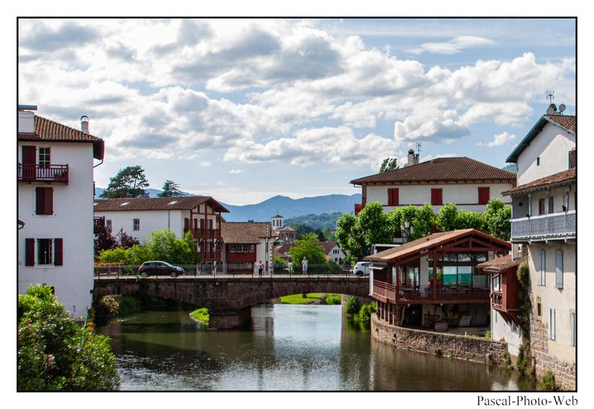 #pascal-photo-web #pyr�n�es-atlantique #pyr�n�es #64 #france #sud #ouest #photo #montagne #paysage #piment #saint-jean-pied-de-port