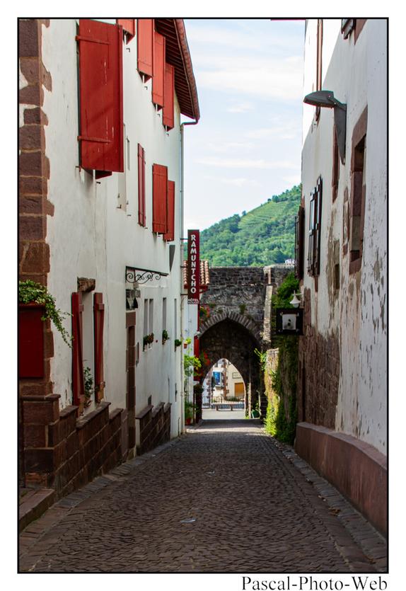 #pascal-photo-web #pyr�n�es-atlantique #pyr�n�es #64 #france #sud #ouest #photo #montagne #paysage #piment #saint-jean-pied-de-port