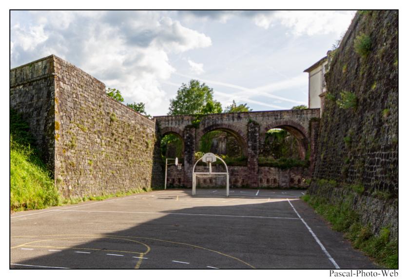 #pascal-photo-web #pyr�n�es-atlantique #pyr�n�es #64 #france #sud #ouest #photo #montagne #paysage #piment #saint-jean-pied-de-port