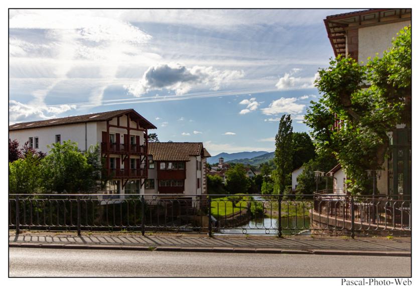 #pascal-photo-web #pyr�n�es-atlantique #pyr�n�es #64 #france #sud #ouest #photo #montagne #paysage #piment #saint-jean-pied-de-port