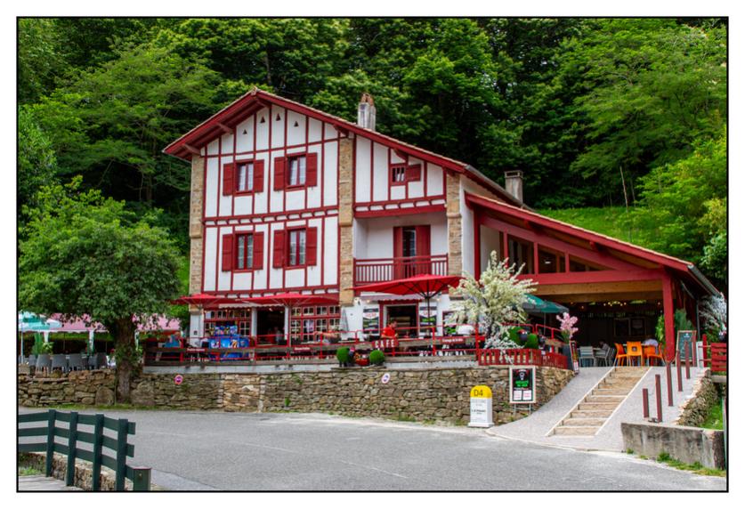 #pascal-photo-web #pyr�n�es-atlantique #pyr�n�es #64 #france #sud #ouest #photo #montagne #paysage #piment #sares #letraindelarhune #rhune