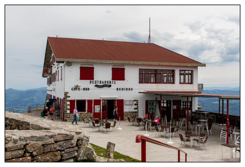 #pascal-photo-web #pyr�n�es-atlantique #pyr�n�es #64 #france #sud #ouest #photo #montagne #paysage #piment #sares #letraindelarhune #rhune