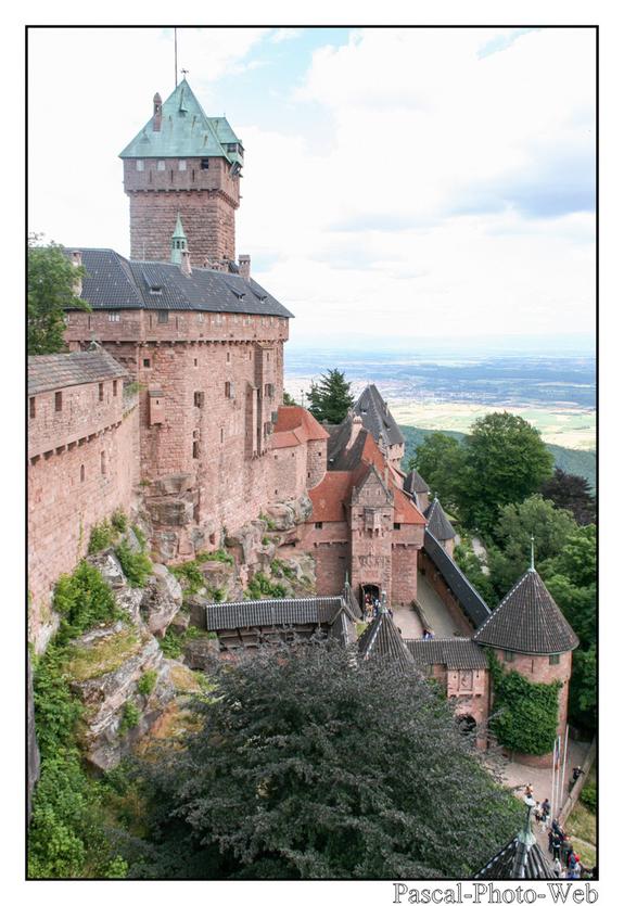#Pascal-Photo-Web #Village #medieval #Paysage #67 #bas-rhin #France #alsace #patrimoine #touristique #Orschwiller #Ch�teau du haut-Koenigsbourg