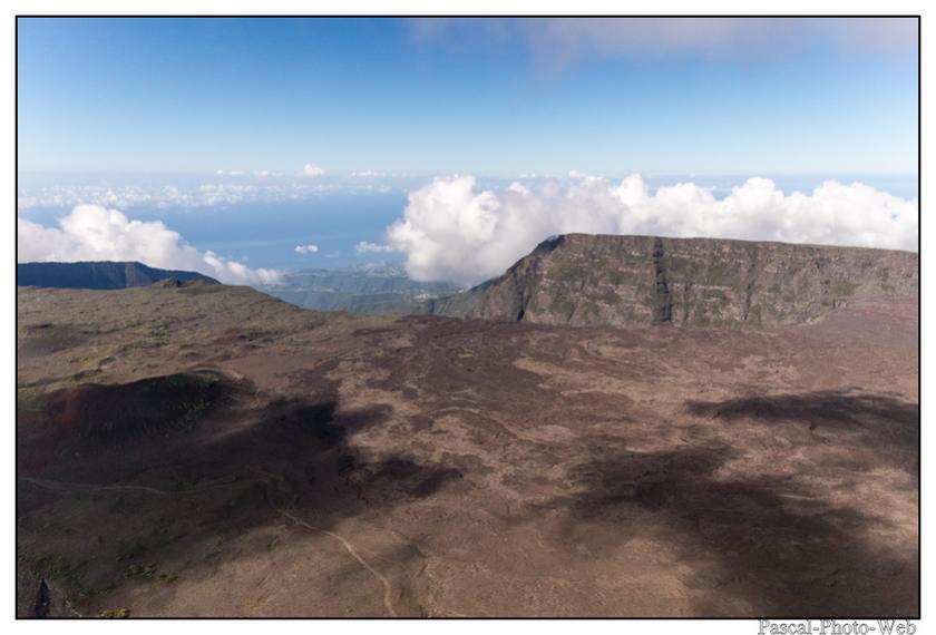 #Pascal-Photo-Web #photo #Lar�union #paysage #france #974 #tourisme #dom-tom #piton #volcan #fournaise #autogire #survol