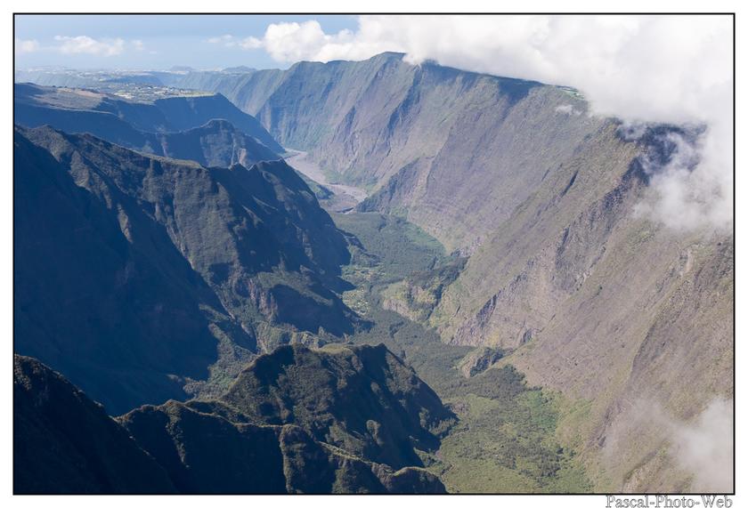 #Pascal-Photo-Web #photo #Lar�union #paysage #france #974 #tourisme #dom-tom #piton #volcan #fournaise #autogire #survol