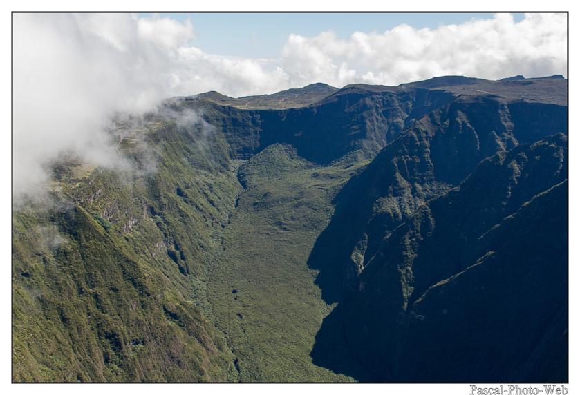 #Pascal-Photo-Web #photo #Lar�union #paysage #france #974 #tourisme #dom-tom #piton #volcan #fournaise #autogire #survol
