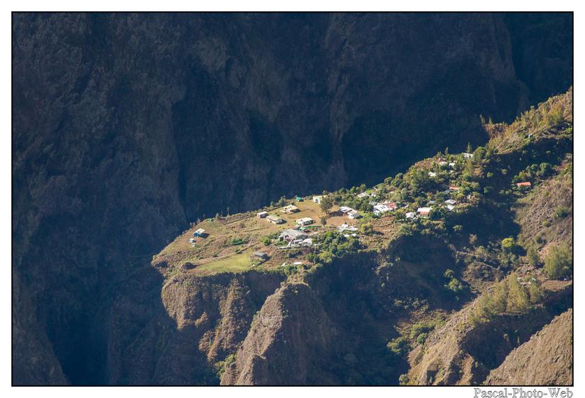 #Pascal-Photo-Web #photo #Lar�union #paysage #france #974 #tourisme #dom-tom #piton #volcan #fournaise #autogire #survol