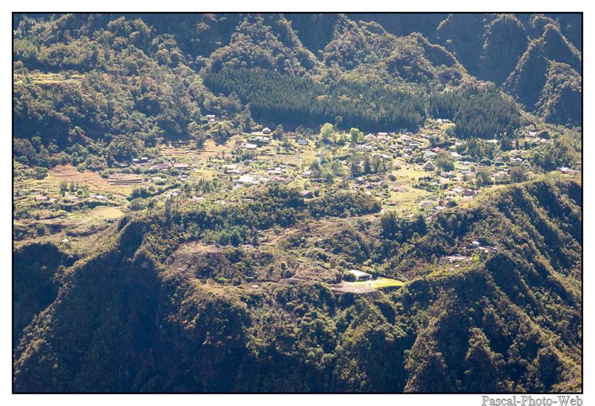 #Pascal-Photo-Web #photo #Lar�union #paysage #france #974 #tourisme #dom-tom #piton #volcan #fournaise #autogire #survol