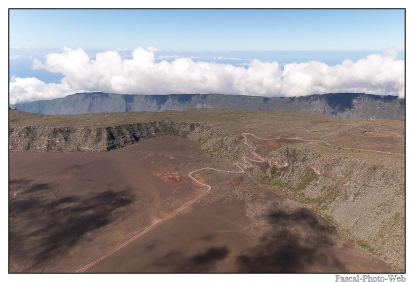 #Pascal-Photo-Web #photo #Lar�union #paysage #france #974 #tourisme #dom-tom #piton #volcan #fournaise #autogire #survol