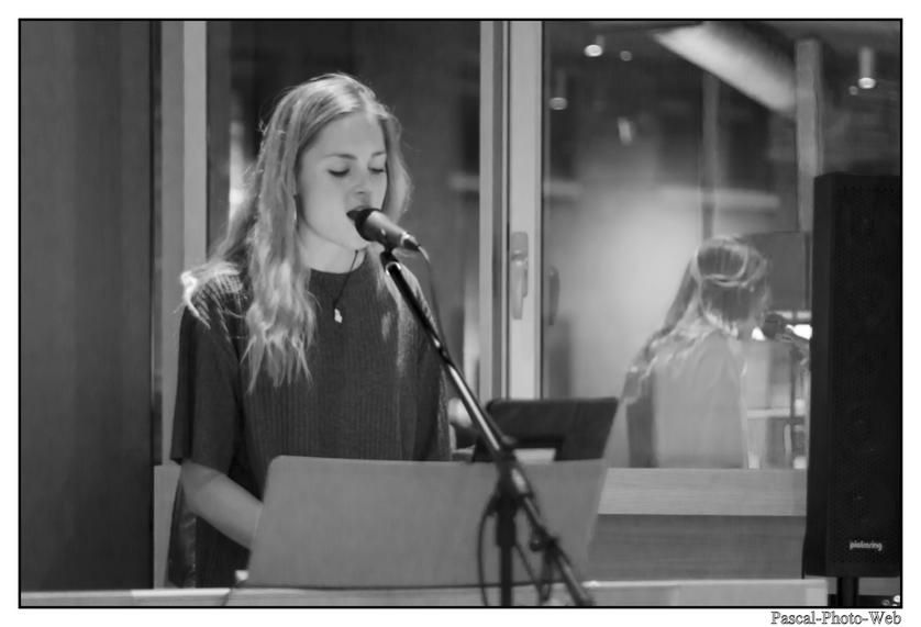 #Pascal-Photo-Web #photograhie #concert #musique #Laura #aunomad