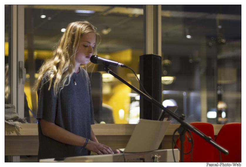 #Pascal-Photo-Web #photograhie #concert #musique #Laura #aunomad