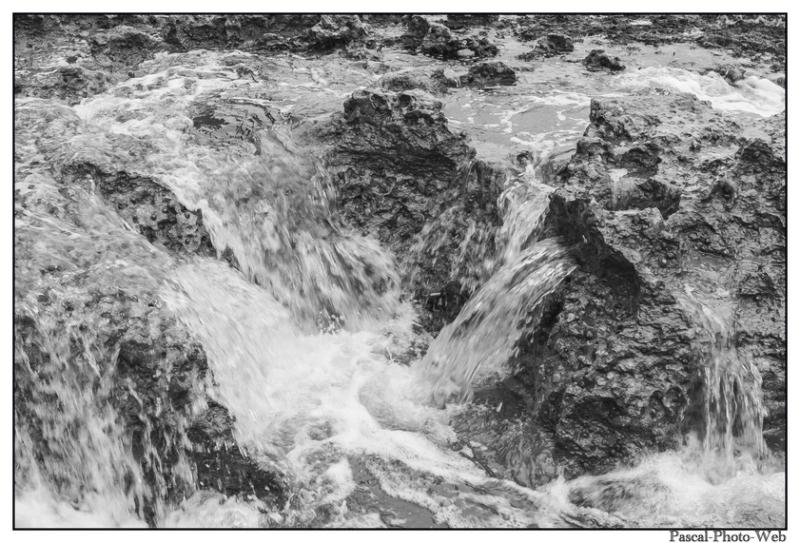 #Pascal-Photo-Web #Etretat #Paysage #Seine-Maritime #France #Litoral #Baln�aire #Lupin #Falaise #Normandie #76 Galets #patrimoine #plage #touristique #mer