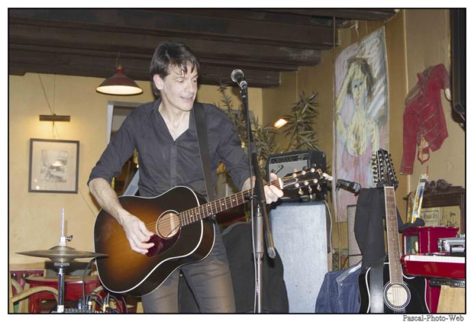 #Pascal-Photo-Web #photograhie #concert #musique #aubistrot #laurent Picot