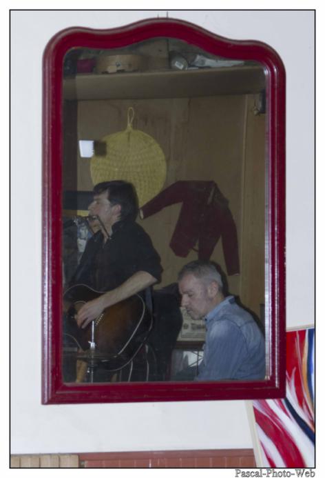 #Pascal-Photo-Web #photograhie #concert #musique #aubistrot #laurent Picot