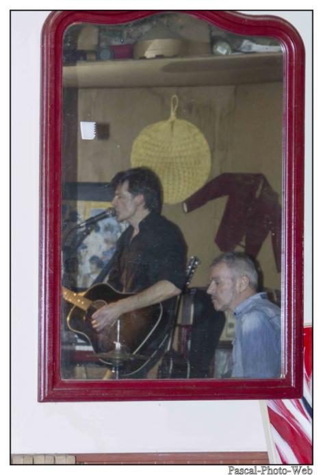 #Pascal-Photo-Web #photograhie #concert #musique #aubistrot #laurent Picot