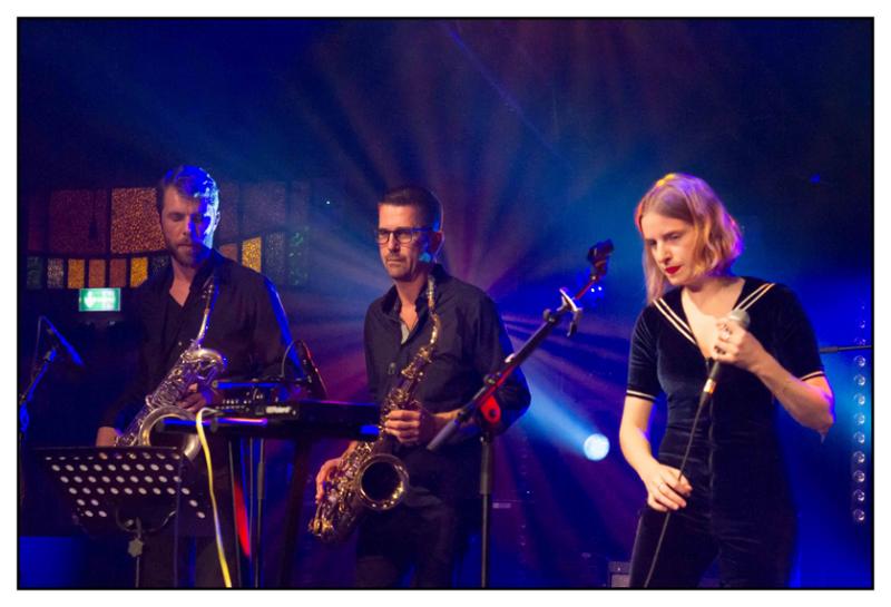 #Pascal-Photo-web #WhiteVelvet #Concert MaggicMiror #lehavre #music