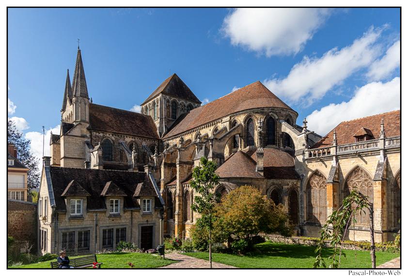  #urbain #lehavre #lisieux #pascal-photo-web #normandie #calvados #14 #france #nord #ouest #patrimoine #religion #cath�drale #vitraux