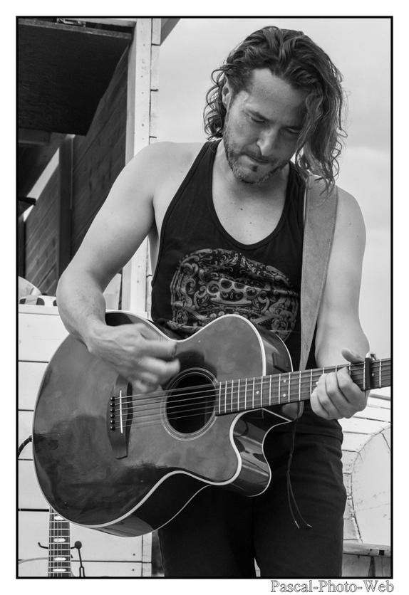 #pascal-photo-web #concert #SeineAcoustic #Lespot #musique #intime #Honfleur #soir�e #photographie