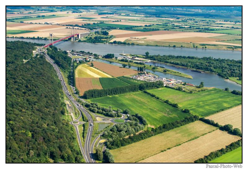 #Pascal-Photo-Web #photo #normandie #seine-maritime #paysage #Tancarville #france #76 #nord #ouest #76430 #vue a�rienne #ecluse #pont
